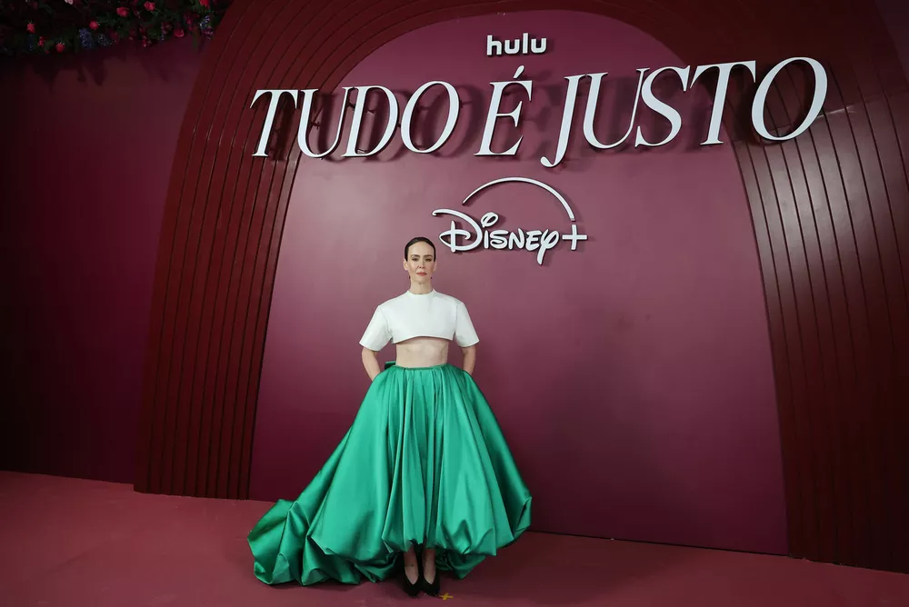 
                Ким Кардашьян, Наоми Уоттс и Сара Полсон на премьере сериала "Все честно" в Бразилии            