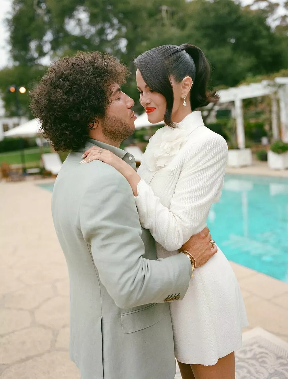 Лучшие подруги: в сети появилось редкое фото Тейлор Свифт с Селеной Гомес