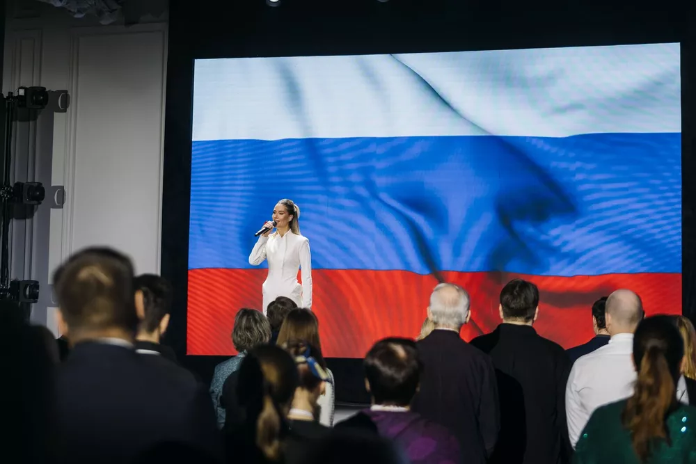 Максим Матвеев, Юля Паршута и Виктория Шелягова среди гостей столичного форума