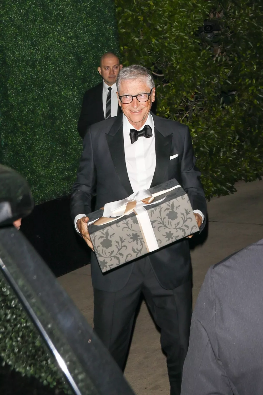 
                Мэрайя Кэри, Вин Дизель, Билл Гейтс и другие звезды на грандиозной вечеринке Кардашьянов            