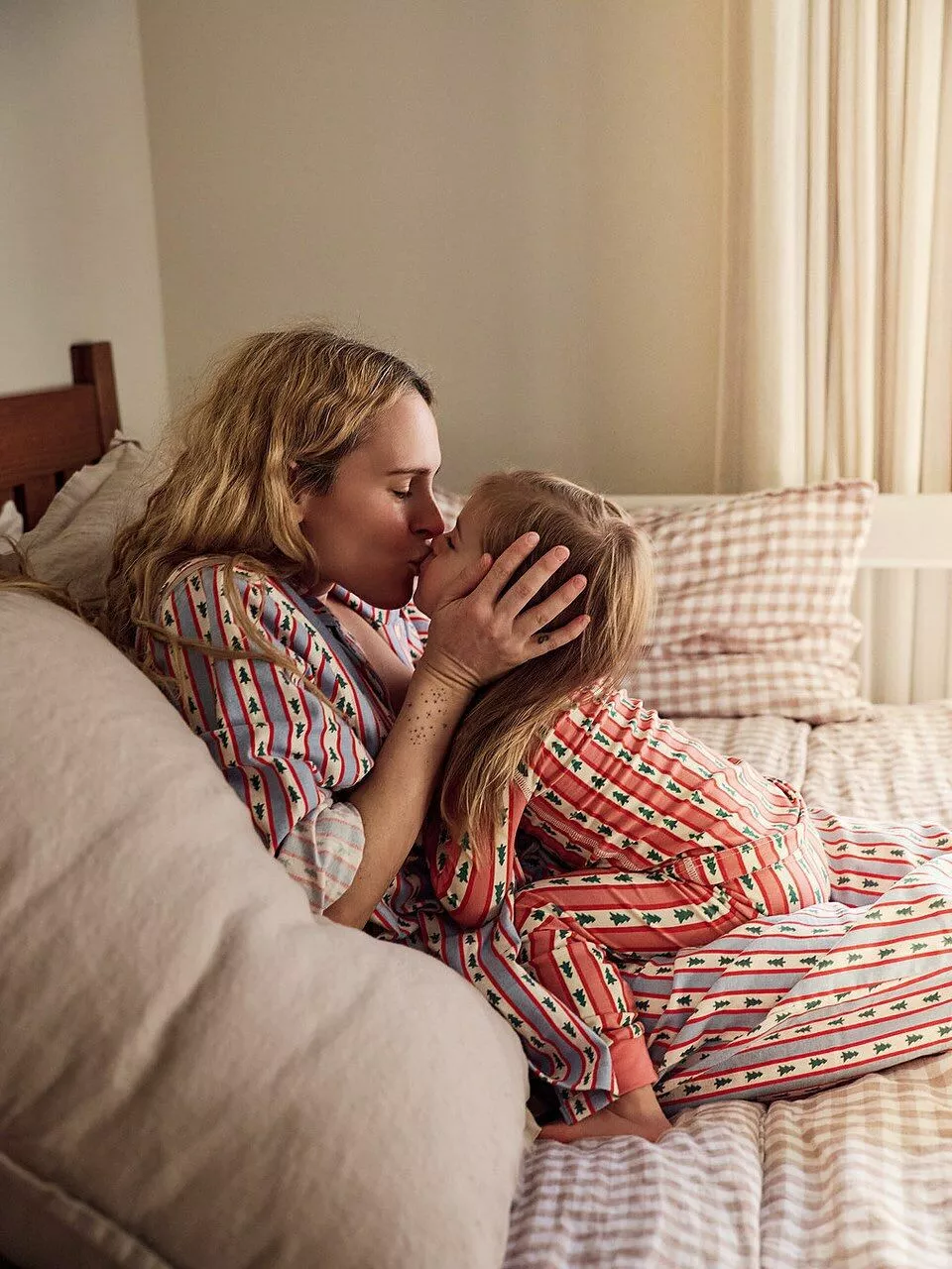 Румер Уиллис со слезами на глазах высказалась о материнских тяготах