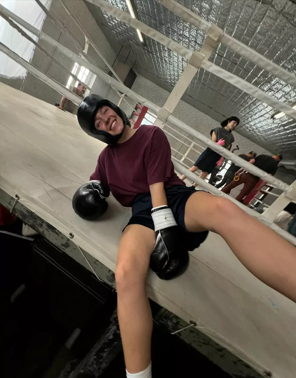 
                Сотрясение мозга и разбитый нос: Сидни Суини раскрыла правду о съемках "Кристи"            