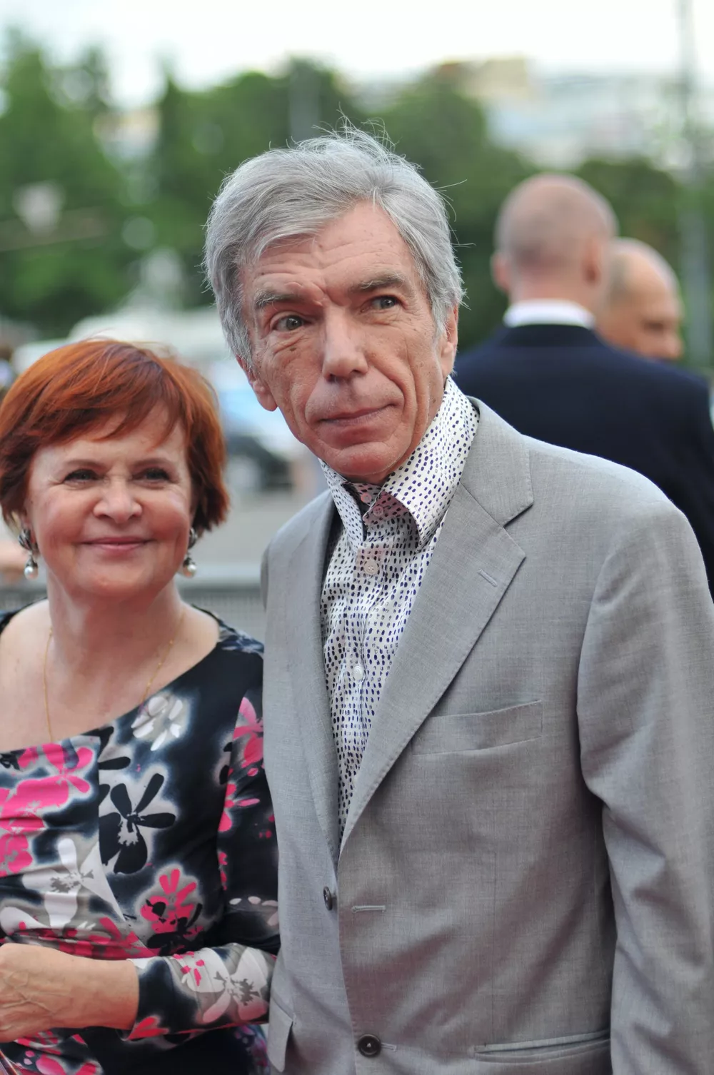 Умер телеведущий Юрий Николаев
Умер телеведущий Юрий Николаев