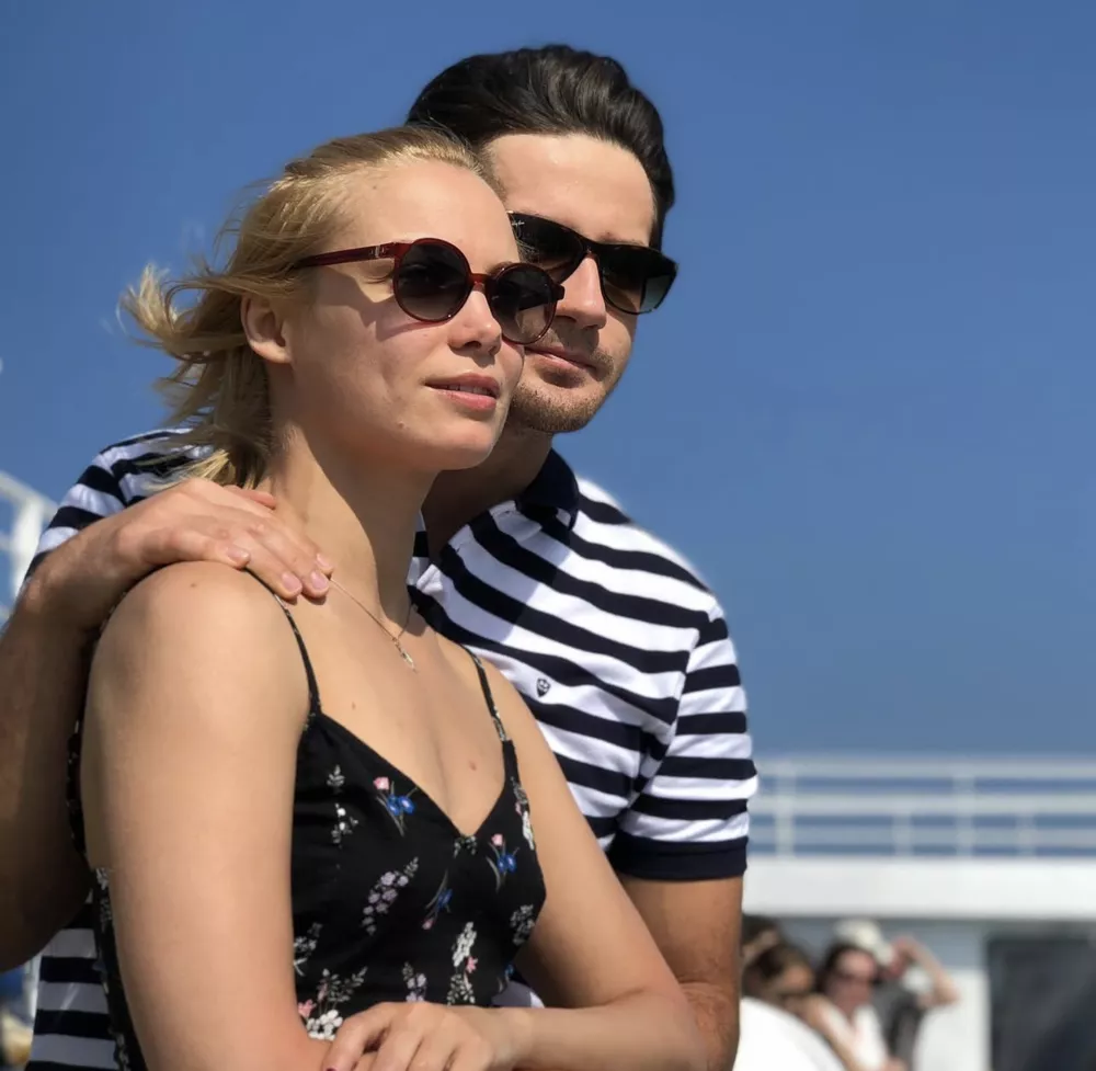 
                В СМИ обсуждают развод Татьяны Арнтгольц и Марка Богатырева            