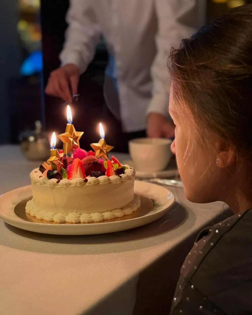 Виктория Исакова показала редкие фото дочери в ее день рождения
Виктория Исакова показала редкие фото дочери в ее день рождения