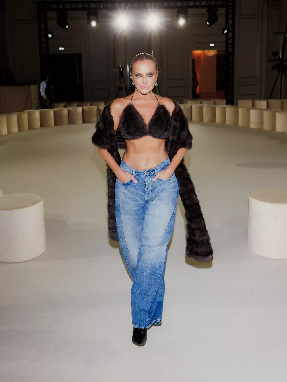 Виктория Шелягова, Филипп Киркоров, Юля Паршута и другие звезды на меховом fashion-шоу