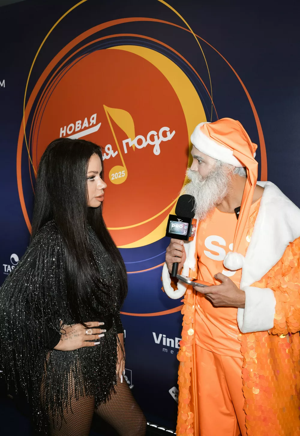 Алсу, Киркоров, Чеботина и другие: легенды на "Песне года-2025"
Алсу, Киркоров, Чеботина и другие: легенды на "Песне года-2025"