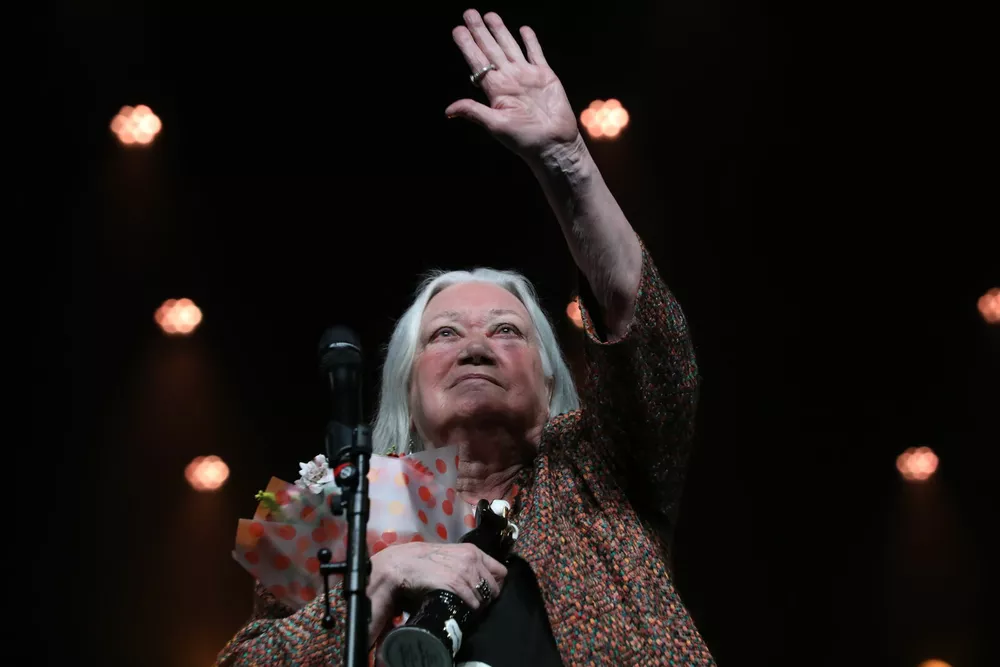 Аня Чиповская, Антон Хабаров, Нонна Гришаева на церемонии вручения премии "Звезда Театрала" Аня Чиповская, Антон Хабаров, Нонна Гришаева на церемонии вручения премии "Звезда Театрала"