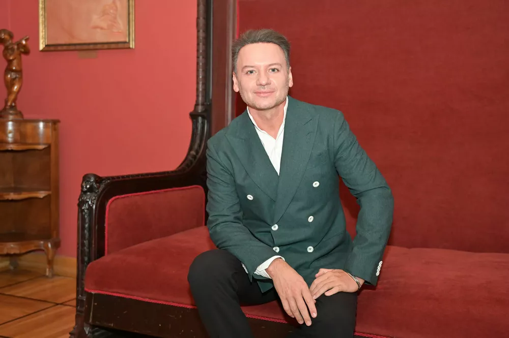 Аня Чиповская, Антон Хабаров, Нонна Гришаева на церемонии вручения премии "Звезда Театрала" Аня Чиповская, Антон Хабаров, Нонна Гришаева на церемонии вручения премии "Звезда Театрала"