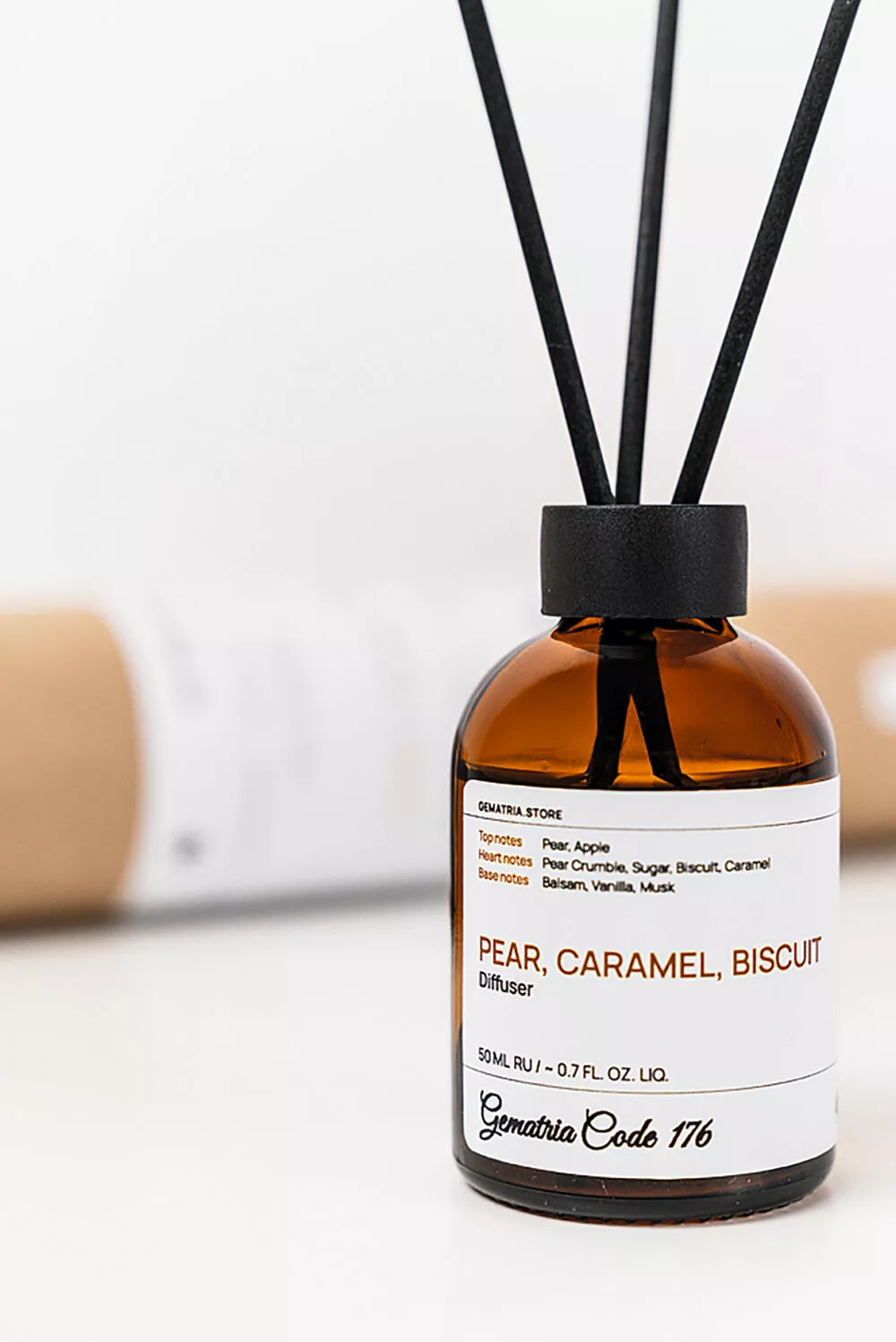 Детали в эстетике тихой роскоши и совершенные handmade-формы: чем украсить интерьер к Новому году