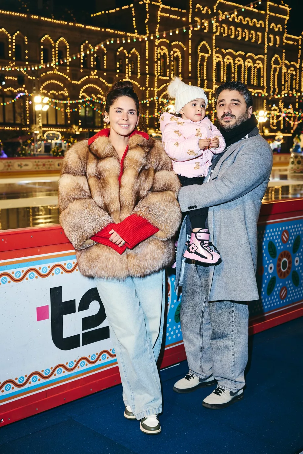 Филипп Киркоров, Юлия и Анна Пересильд, Татьяна Навка и другие на открытии ГУМ-катка