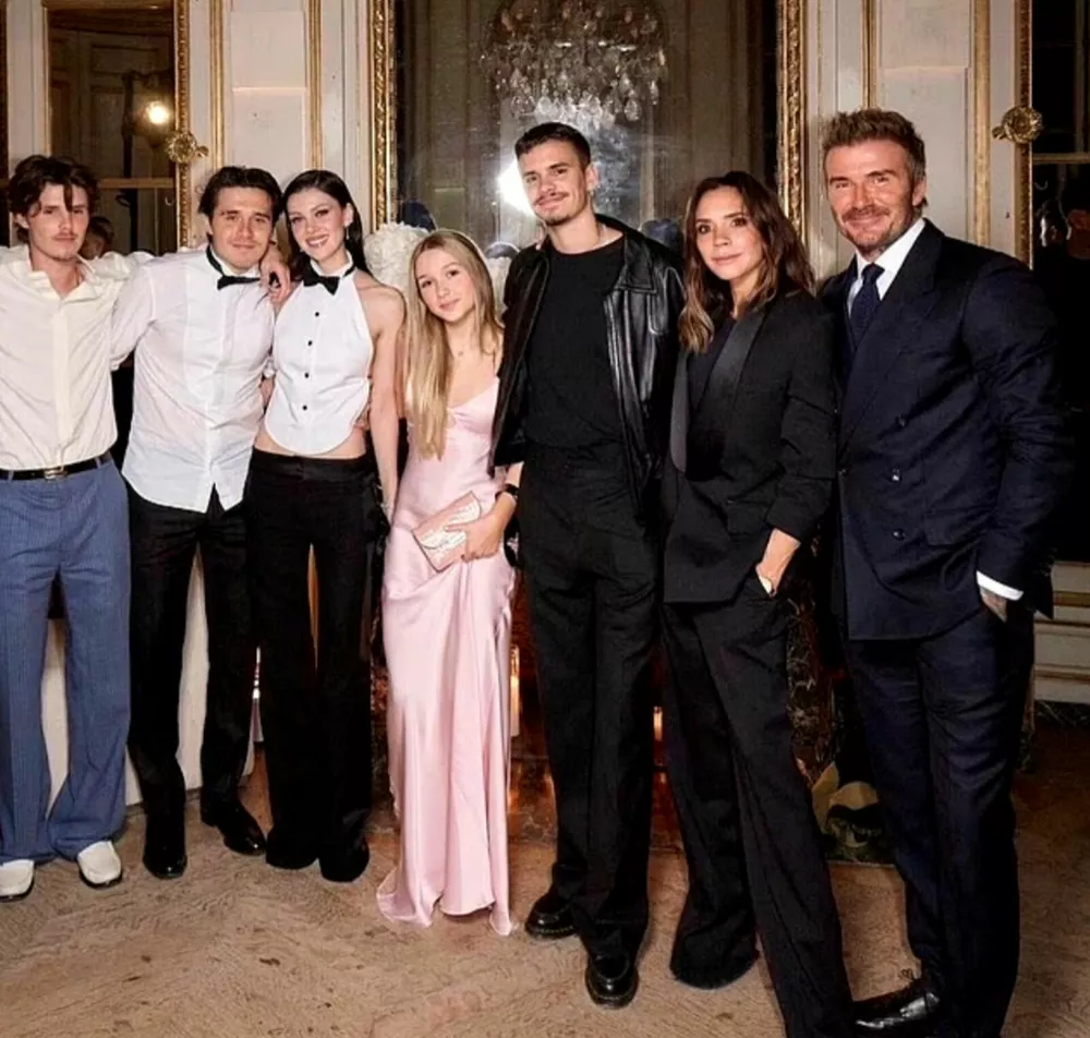 Круз Бекхэм пытается публично помириться с братом Бруклином Круз Бекхэм пытается публично помириться с братом Бруклином