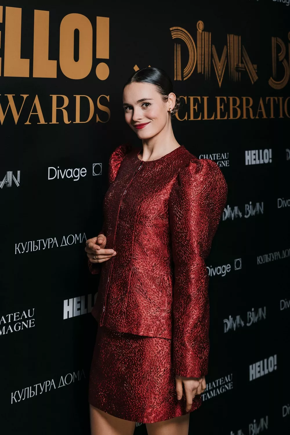 Молодые и дерзкие: Анастасия Уколова, Мила Ершова, Ангелина Стречина и другие стильные девушки на HELLO! GALA AWARDS х DIMA BILAN CELEBRATION