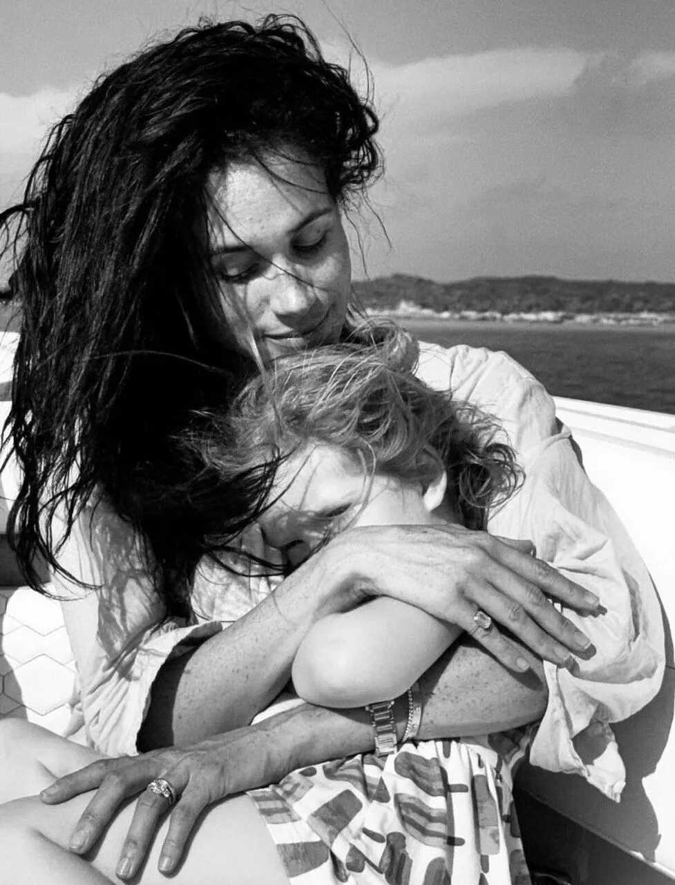 Отец Меган Маркл обратился к ней с отчаянной просьбой: "Я не хочу умереть в одиночестве"
Отец Меган Маркл обратился к ней с отчаянной просьбой: "Я не хочу умереть в одиночестве"