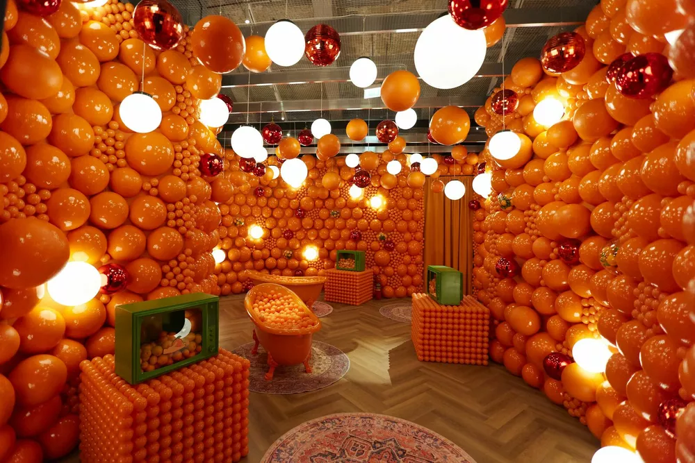 Ретрит в городе, барочная музыка и советское кино: куда сходить в Москве в декабре