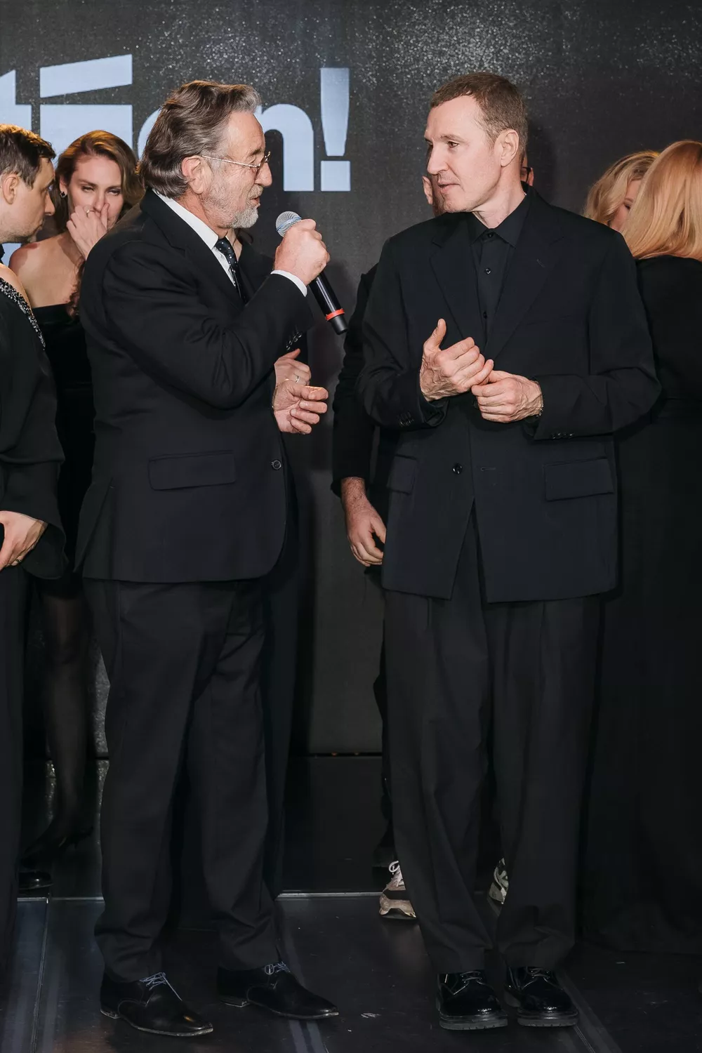 Собчак, Бондарчук, Ярмольник, Матвеев, Цыганов и Снигирь: благотворительный вечер ACTION!
Собчак, Бондарчук, Ярмольник, Матвеев, Цыганов и Снигирь: благотворительный вечер ACTION!