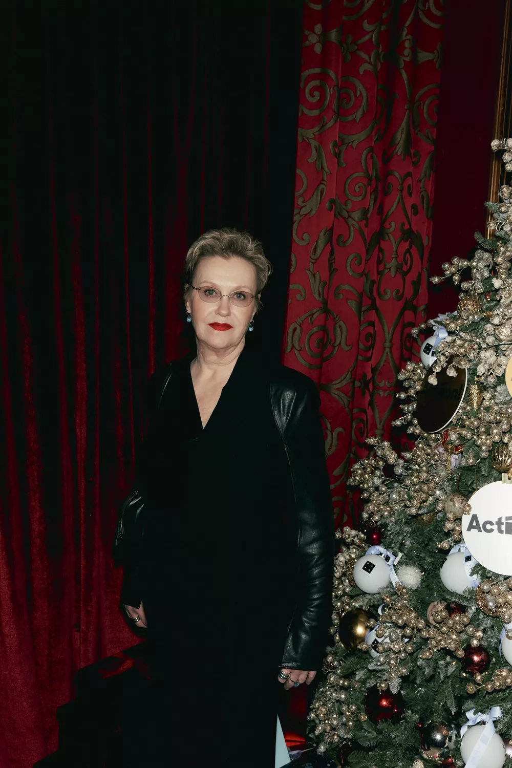 Собчак, Бондарчук, Ярмольник, Матвеев, Цыганов и Снигирь: благотворительный вечер ACTION!
Собчак, Бондарчук, Ярмольник, Матвеев, Цыганов и Снигирь: благотворительный вечер ACTION!