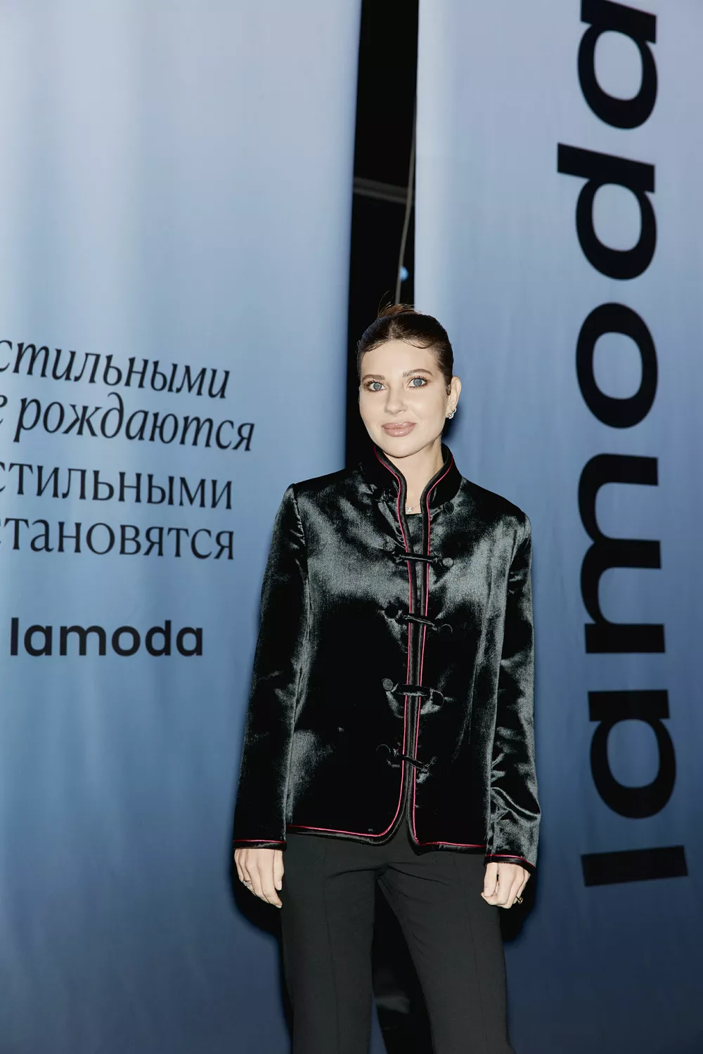 Собчак, Андреева, Перминова, Бортич, Табаков: звездный гала-вечер в Третьяковской галерее
Собчак, Андреева, Перминова, Бортич, Табаков: звездный гала-вечер в Третьяковской галерее