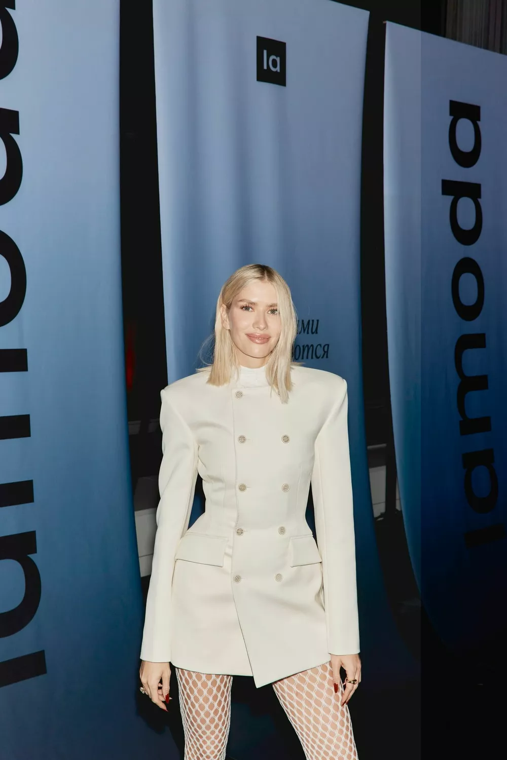 Собчак, Андреева, Перминова, Бортич, Табаков: звездный гала-вечер в Третьяковской галерее
Собчак, Андреева, Перминова, Бортич, Табаков: звездный гала-вечер в Третьяковской галерее