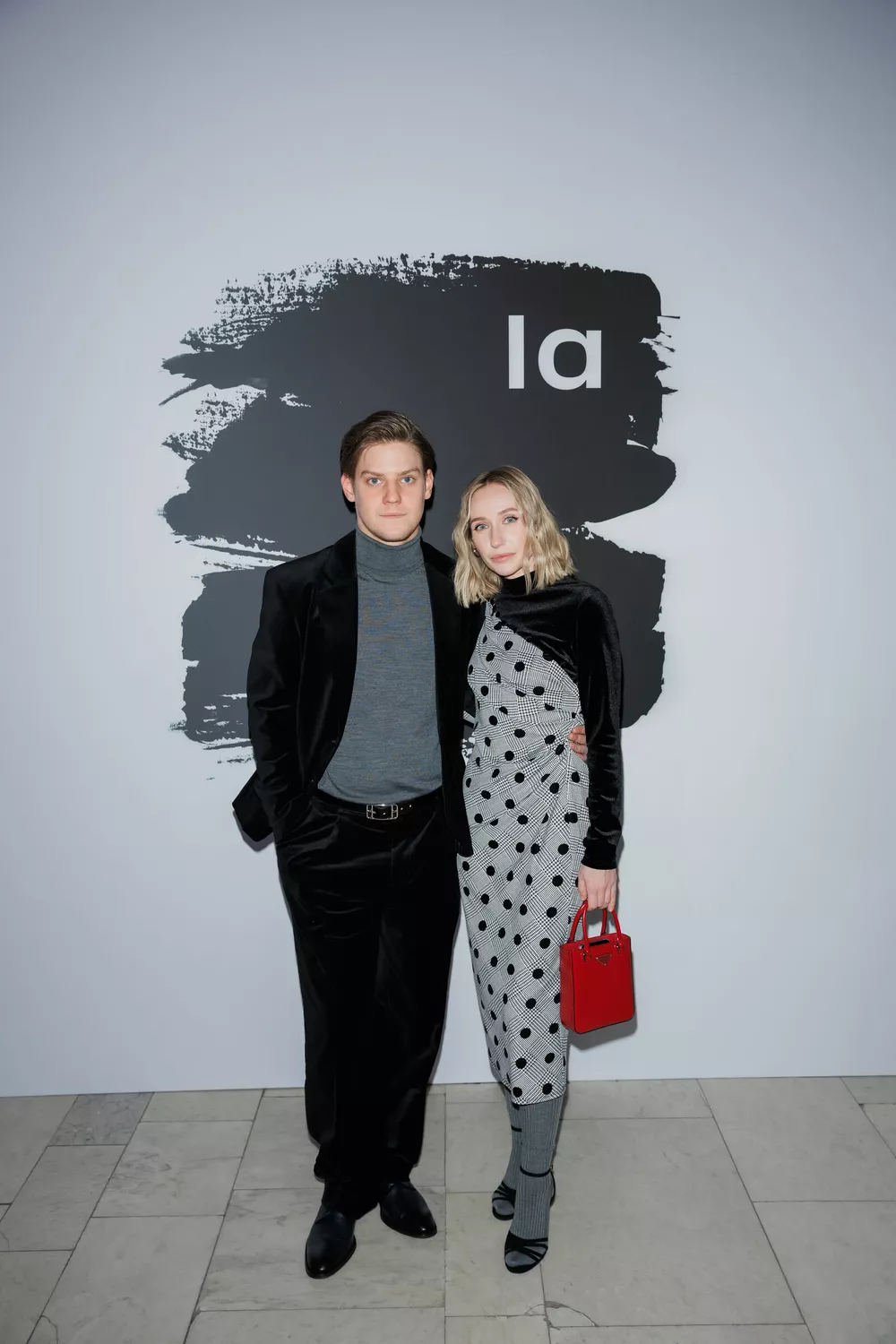 Собчак, Андреева, Перминова, Бортич, Табаков: звездный гала-вечер в Третьяковской галерее
Собчак, Андреева, Перминова, Бортич, Табаков: звездный гала-вечер в Третьяковской галерее