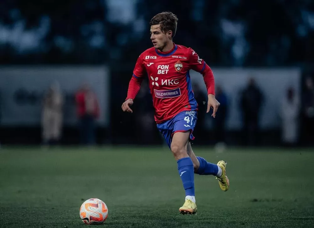 Стася Милославская раскрыла подробности знакомства с женихом: "Дала шанс парню из директа" Стася Милославская раскрыла подробности знакомства с женихом: "Дала шанс парню из директа"