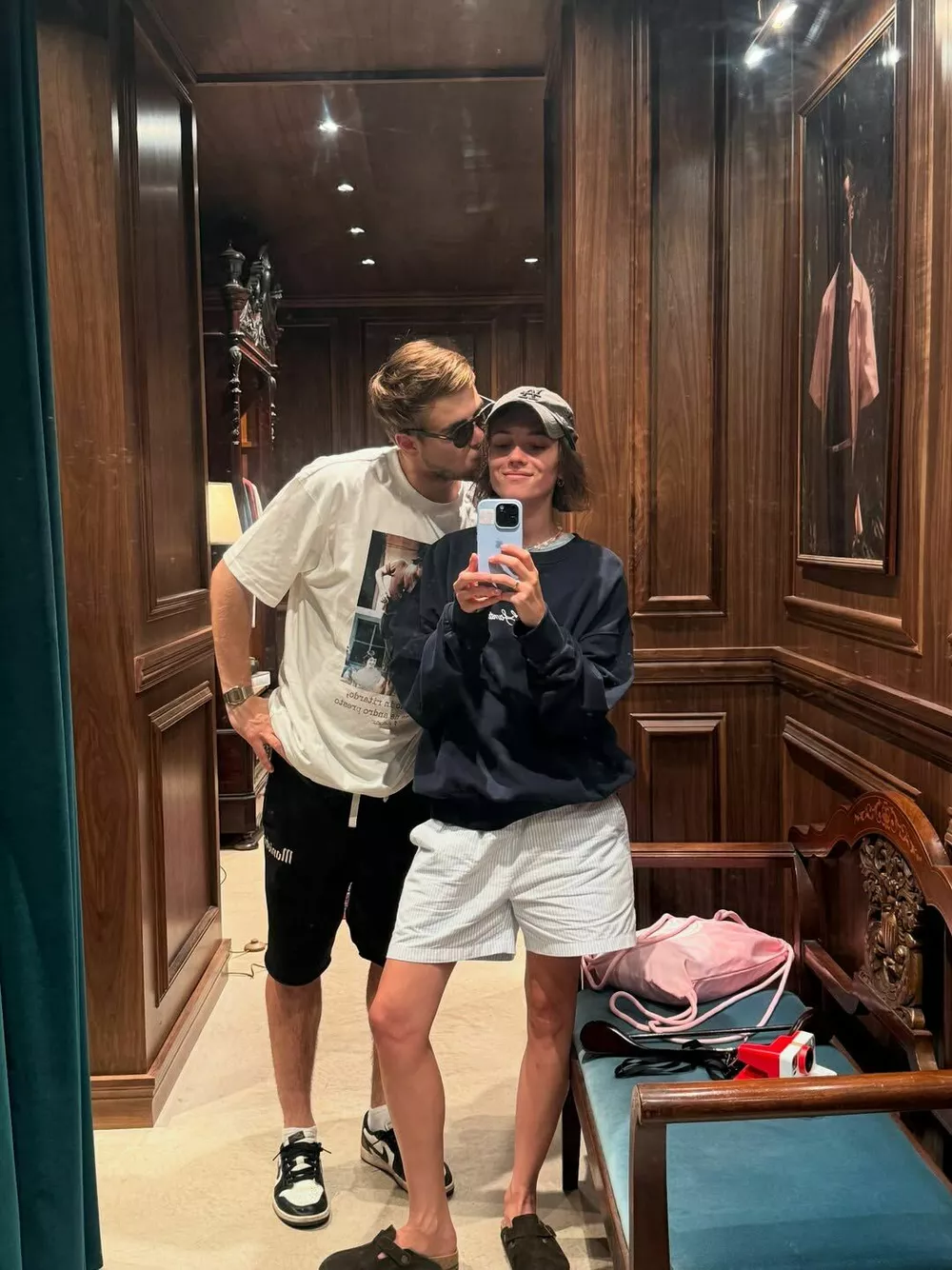 Стася Милославская раскрыла подробности знакомства с женихом: "Дала шанс парню из директа" Стася Милославская раскрыла подробности знакомства с женихом: "Дала шанс парню из директа"