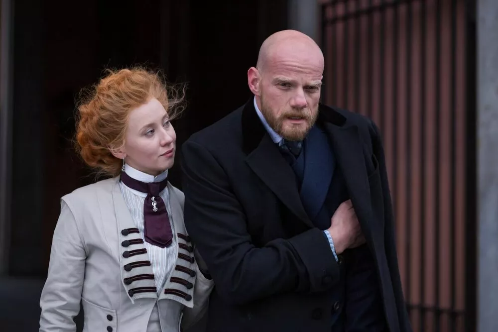 Юрий Колокольников показал 14-летнюю дочь от Ксении Раппопорт Юрий Колокольников показал 14-летнюю дочь от Ксении Раппопорт