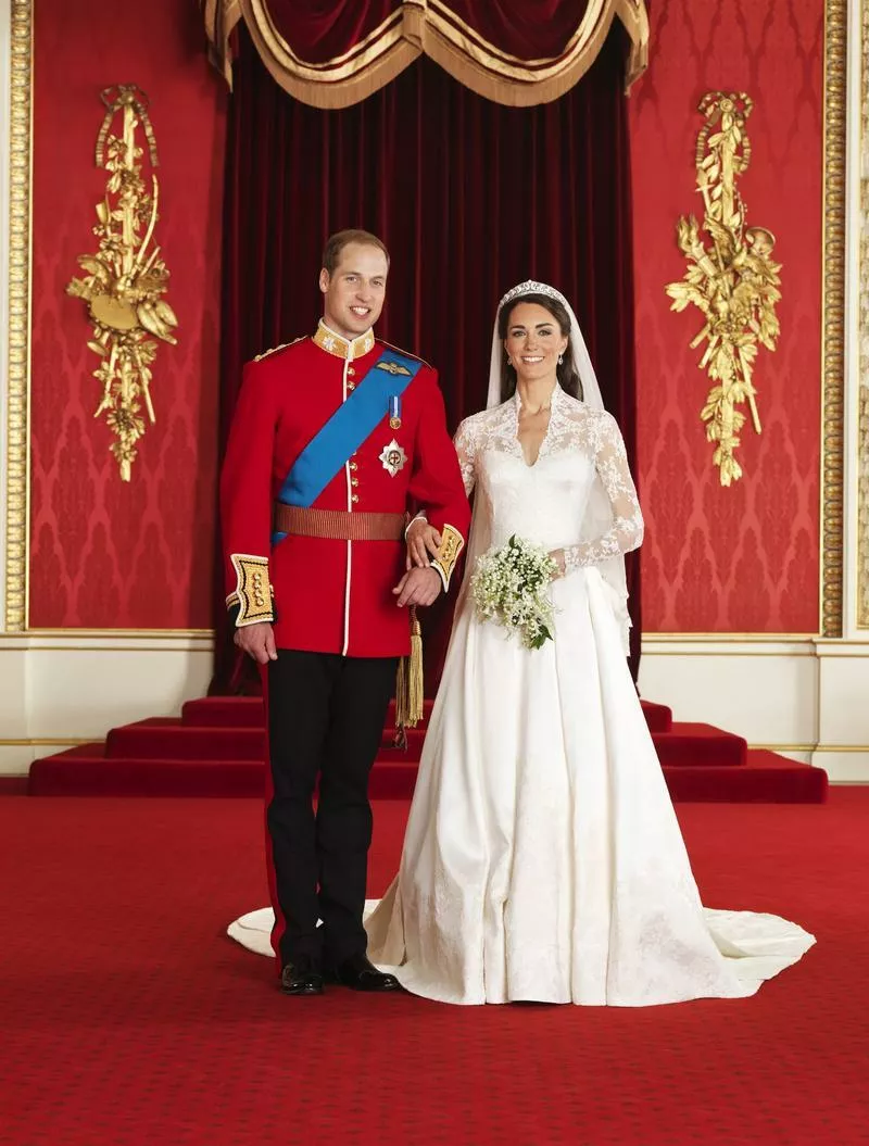 Официальный свадебный портрет Кейт Миддлтон и принца Уильяма