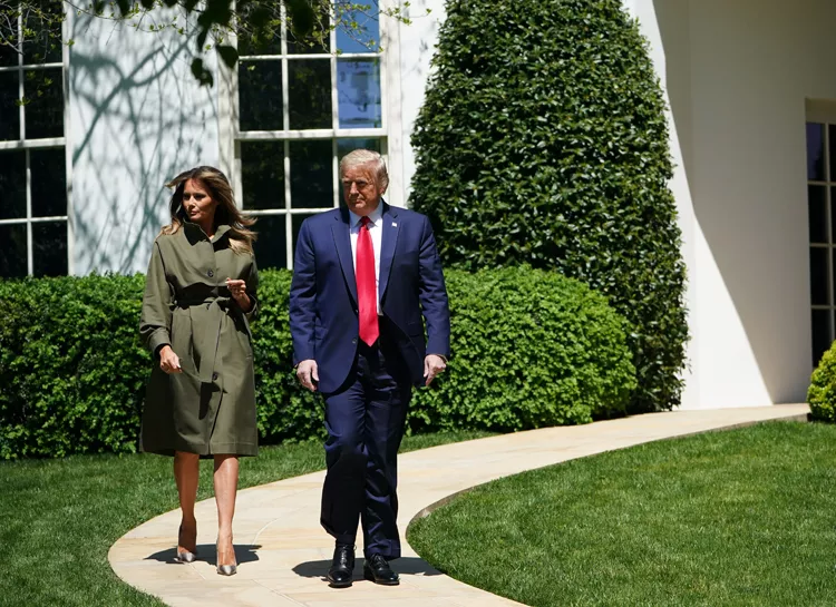 Мелания Трамп появилась на публике спустя полтора месяца самоизоляции
