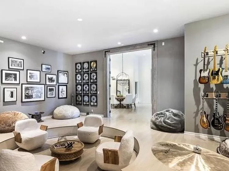 Новый дом Селены Гомес