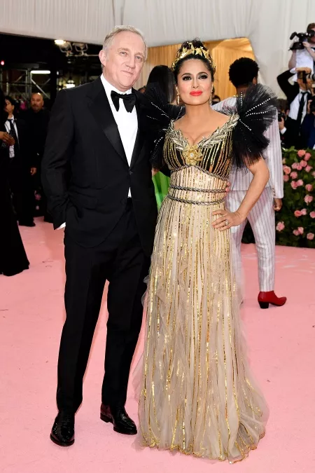 Сальма Хайек и Франсуа-Анри Пино на Met Gala, 2019 год
