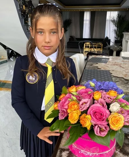 Дочь Джигана и Оксаны Самойловой Ариела