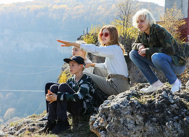 Русские каникулы: Наталья Водянова покажет своим детям Россию в новом тревел-шоу