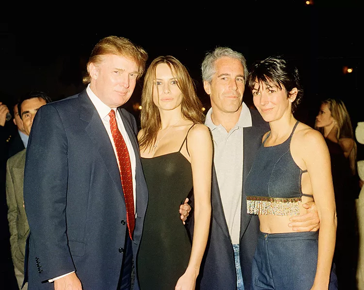 Дональд и Мелания Трамп, Джеффри Эпштейн и Гилейн Максвелл, 2000 год