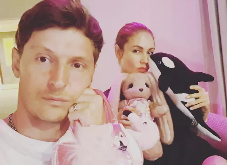 Ляйсан Утяшева и Павел Воля поделились семейными кадрами с дочерью в честь ее дня рождения
