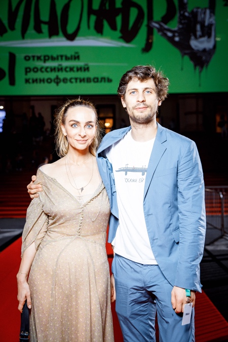 Екатерина Варнава (украшения, Mercury) и Александр Молочников