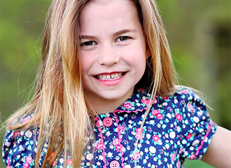 Принцессе Шарлотте 6 лет: новый портрет и интересные факты