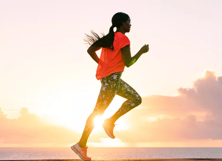 Солнце взойдет: ASICS представили специальную коллекцию Sunrise Red