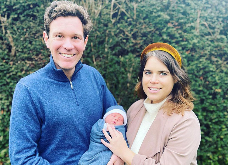 Принцесса Евгения и Джек Бруксбенк обнародовали имя и первые фото новорожденного сына