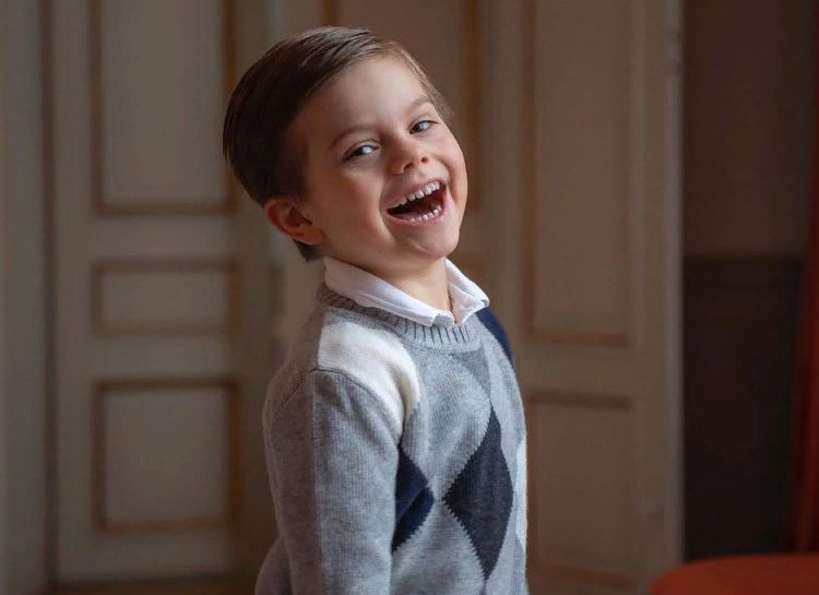 Маленький принц: шведский дворец опубликовал новые портреты ко дню рождения принца Оскара