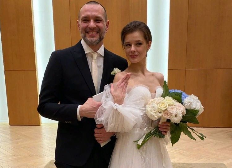 Катерина Шпица вышла замуж накануне дня рождения своего сына
