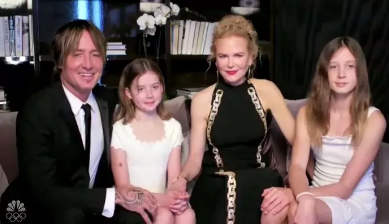 Редкий выход: Николь Кидман и Кит Урбан появились на церемонии Золотой глобус вместе с дочерьми