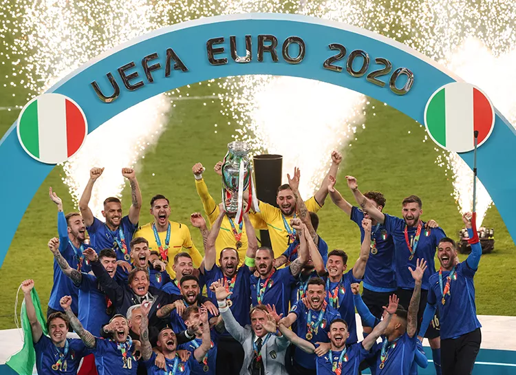 После тебя: факты, рекорды и самые яркие кадры Евро-2020