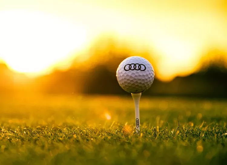 В Санкт-Петербурге и Тверской области пройдет турнир по гольфу Audi e-tron golf weekend