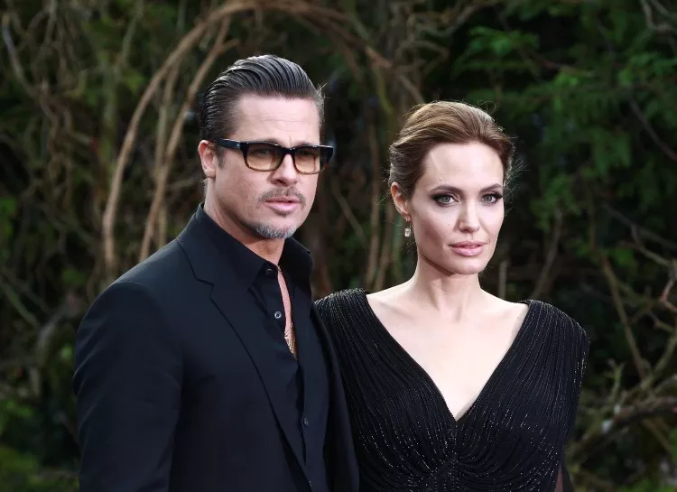 Анджелина Джоли разрывает последние связи с Брэдом Питтом