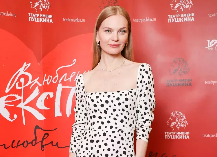 Елена Кулецкая, Анастасия Меськова и другие на трехлетии спектакля Влюбленный Шекспир