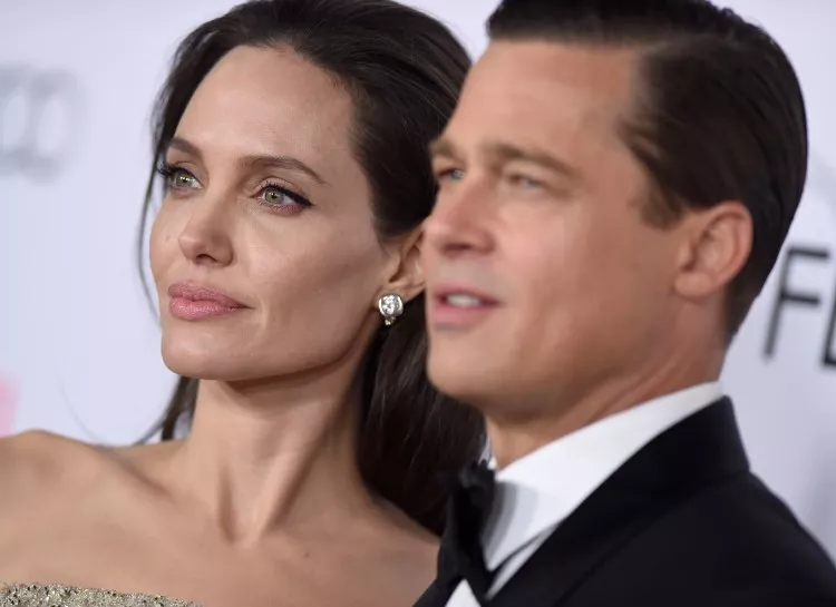Инсайдер о реакции Анджелины Джоли на победу Брэда Питта в суде: "Это далеко не конец"