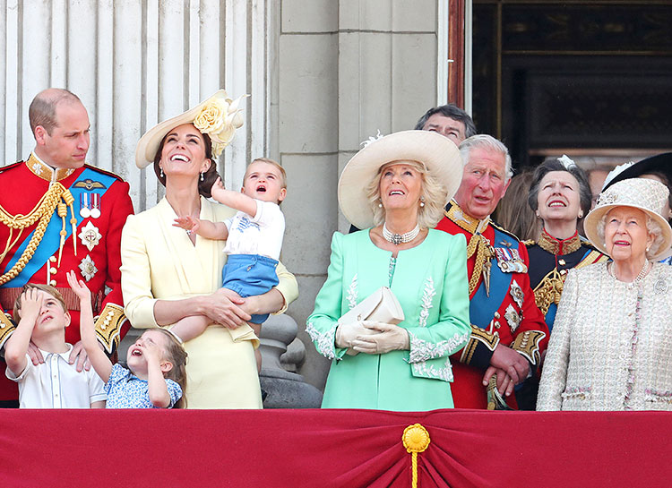 По стопам Елизаветы II: стало известно о новом хобби принцев Джорджа, Луи и принцессы Шарлотты