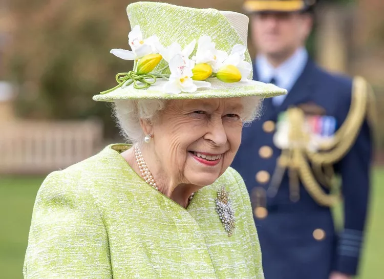 Королева Елизавета II совершила первый публичный выход в 2021 году в годовщину "мегзита"