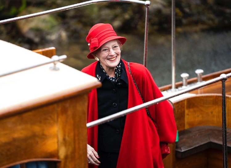 Королева Дании Маргрете II открыла парусный сезон